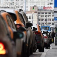 Эксперты: удорожание паркинга в центре Москвы не увеличит цен парковок у ТЦ