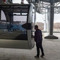 В Москве из-за сильного ветра закрыли канатную дорогу