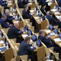 ГД приняла закон о досрочном погашении ипотеки семьям погибших военных