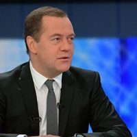 Медведев: ставка по ипотеке в России не может не радовать