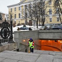 Пешеходный тоннель рядом с журфаком МГУ отремонтируют в Москве