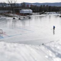Жители в ЯНАО оспаривают соседство будущего ледового корта с котельной